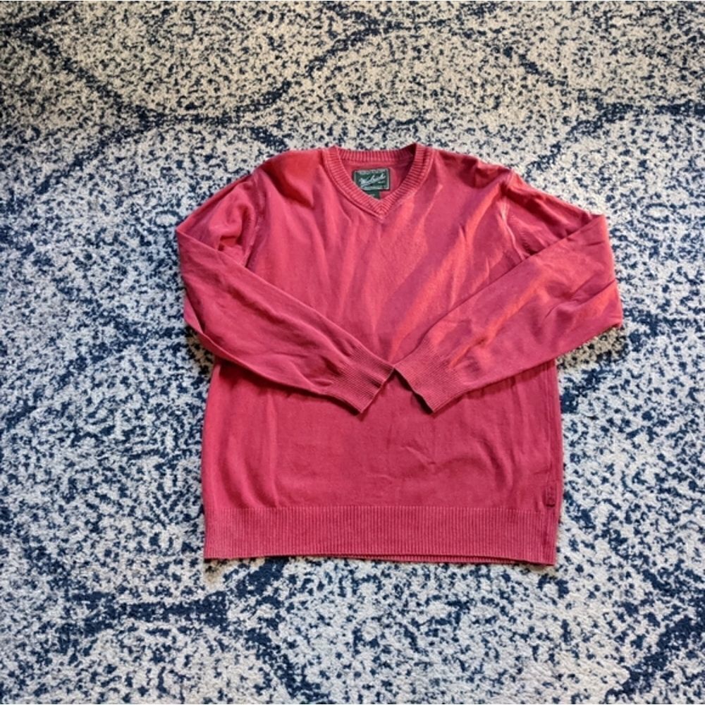 Men's Woolwich sweater medium coral colored comfortable spring